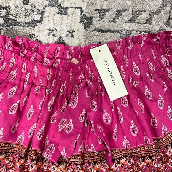 Francesca’s high rise shorts - Picture 4 of 4